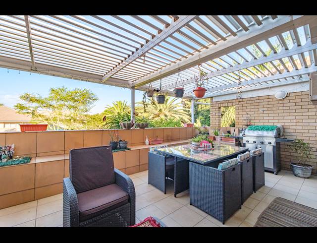 3 BEDROOM PENTHOUSE FOR SALE IN BLACKHEATH